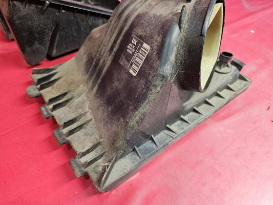 1996-1999 Oldsmobile Aurora 4.0L Air Cleaner Filter Box Housing Top / Bottom Set
