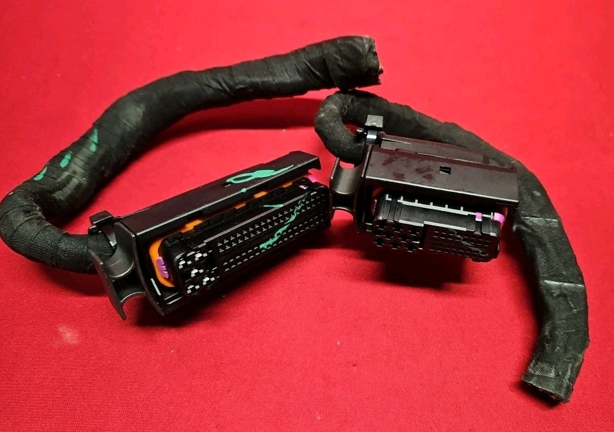 2001 VW Passat 2.8L V6 Auto Trans AWD Engine Control Module ECM ECU - PIGTAILS