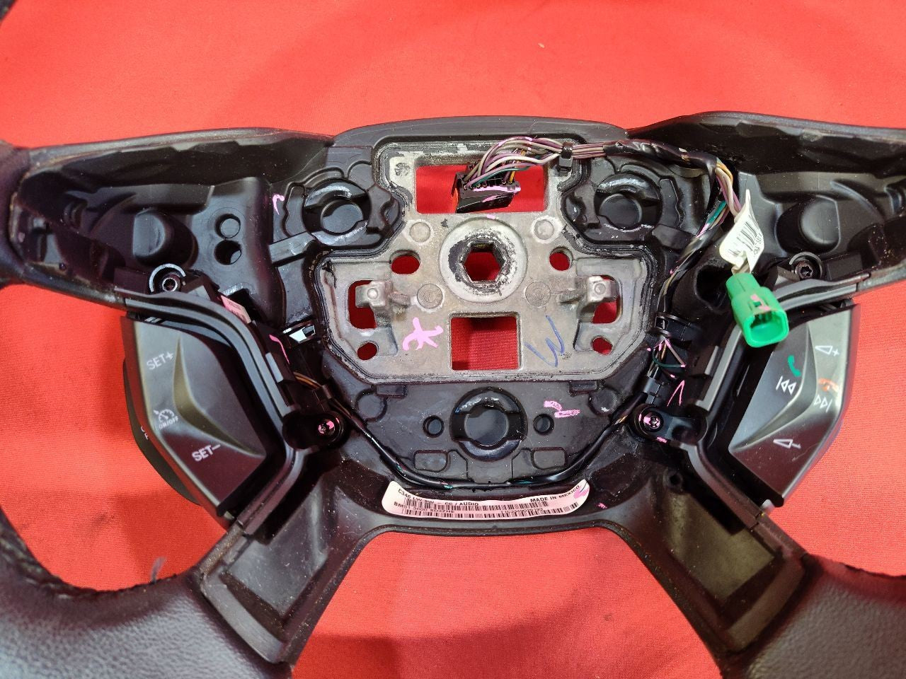 2012-2014 Ford Focus ELECTRIC EV Steering Wheel w/ Nav, Sync, Cruise to 07/08/13