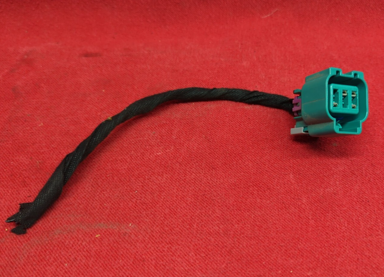 2007 - 2017 Multiple GM Vehicles - Rear Latch / Hatch / Tailgate - PIGTAIL