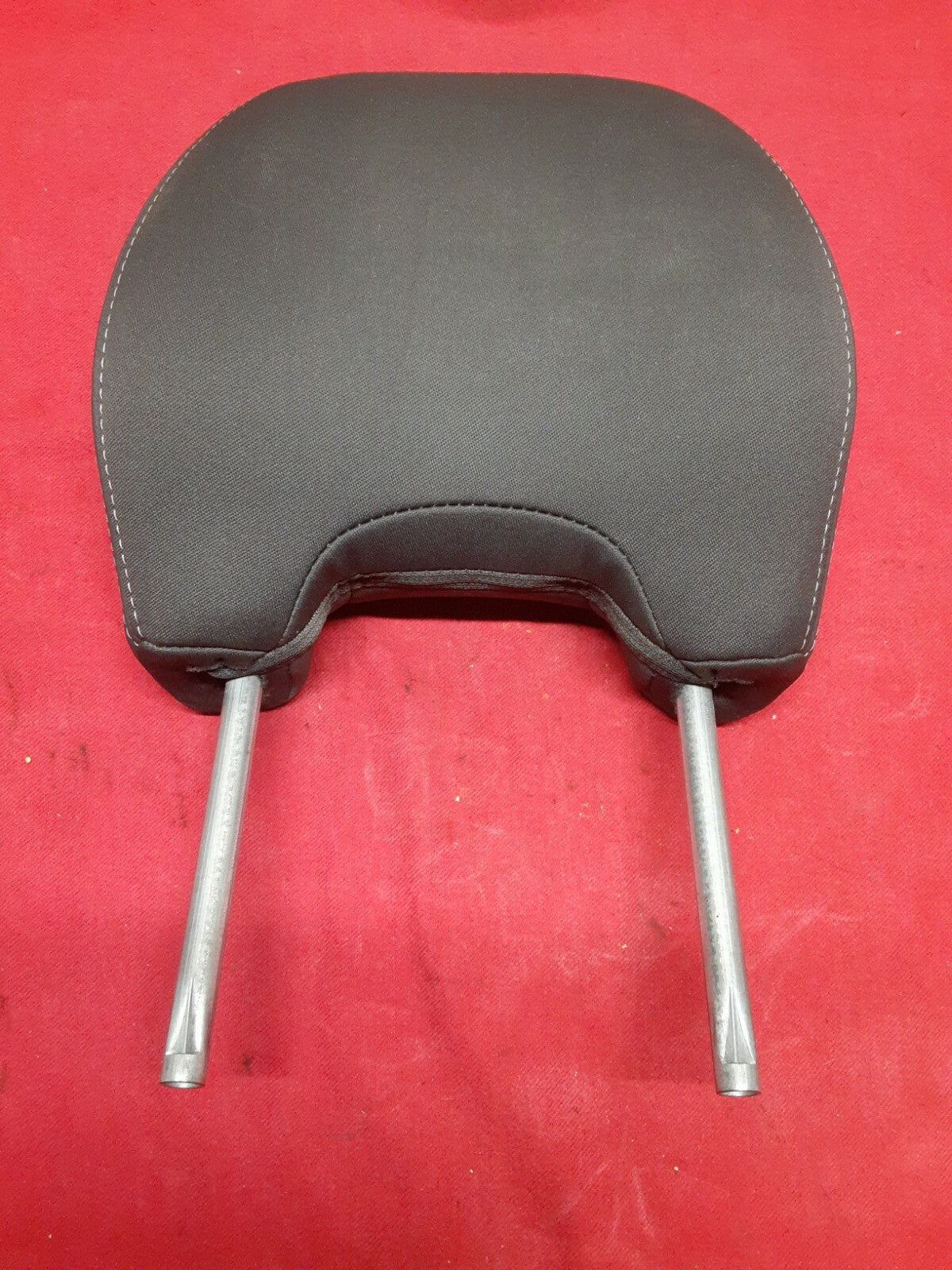 2006 2007 2008 Volvo S40 FRONT LEFT DRIVER Headrest Cloth Black Gray Stitch