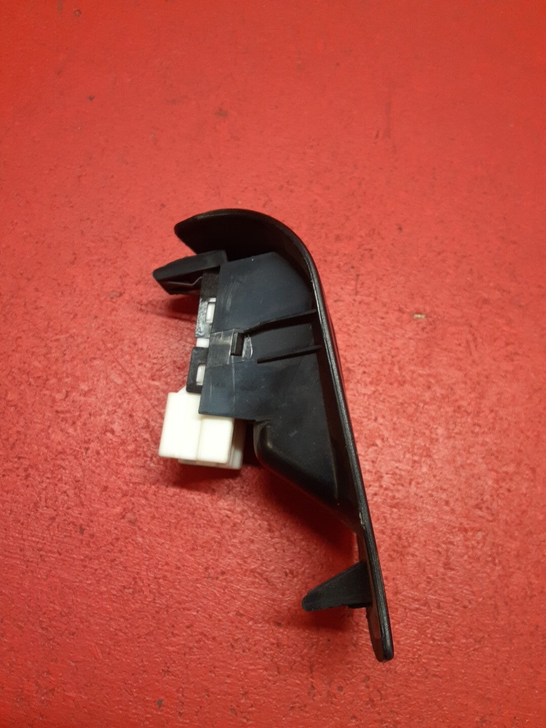 2000-2006 Subaru Outback Legacy Baja Right Rear Window Switch W/ Trim 83071AE04A