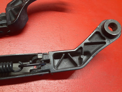 2004 - 2009 Audi S4 A4 & Quattro Windshield Wiper Arms Left & Right SET OF TWO