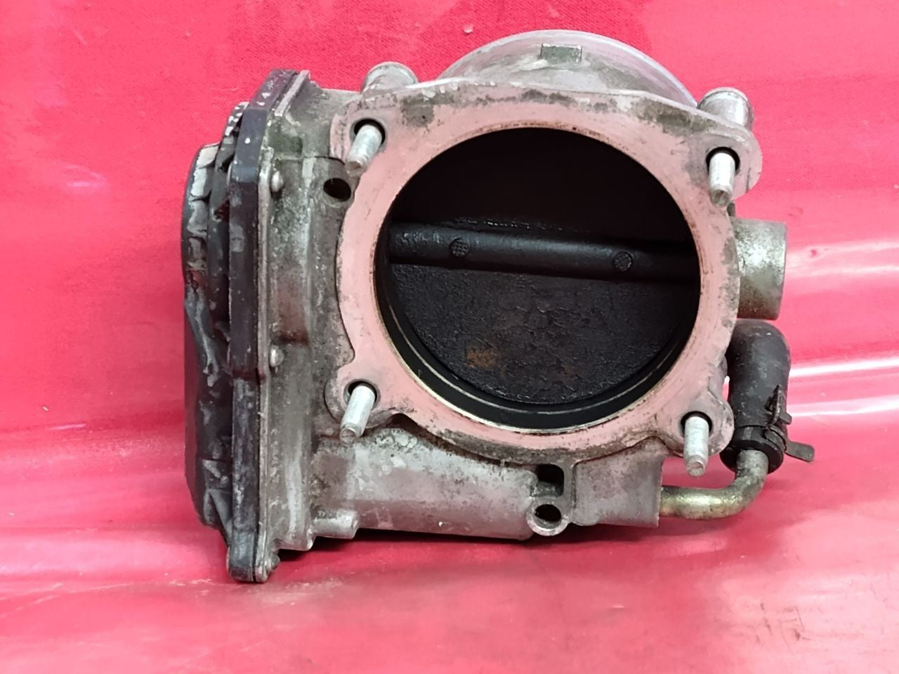 2005-2009 Land Rover LR3 / 06-09 Range Rover V8 Fuel Injection Throttle Body