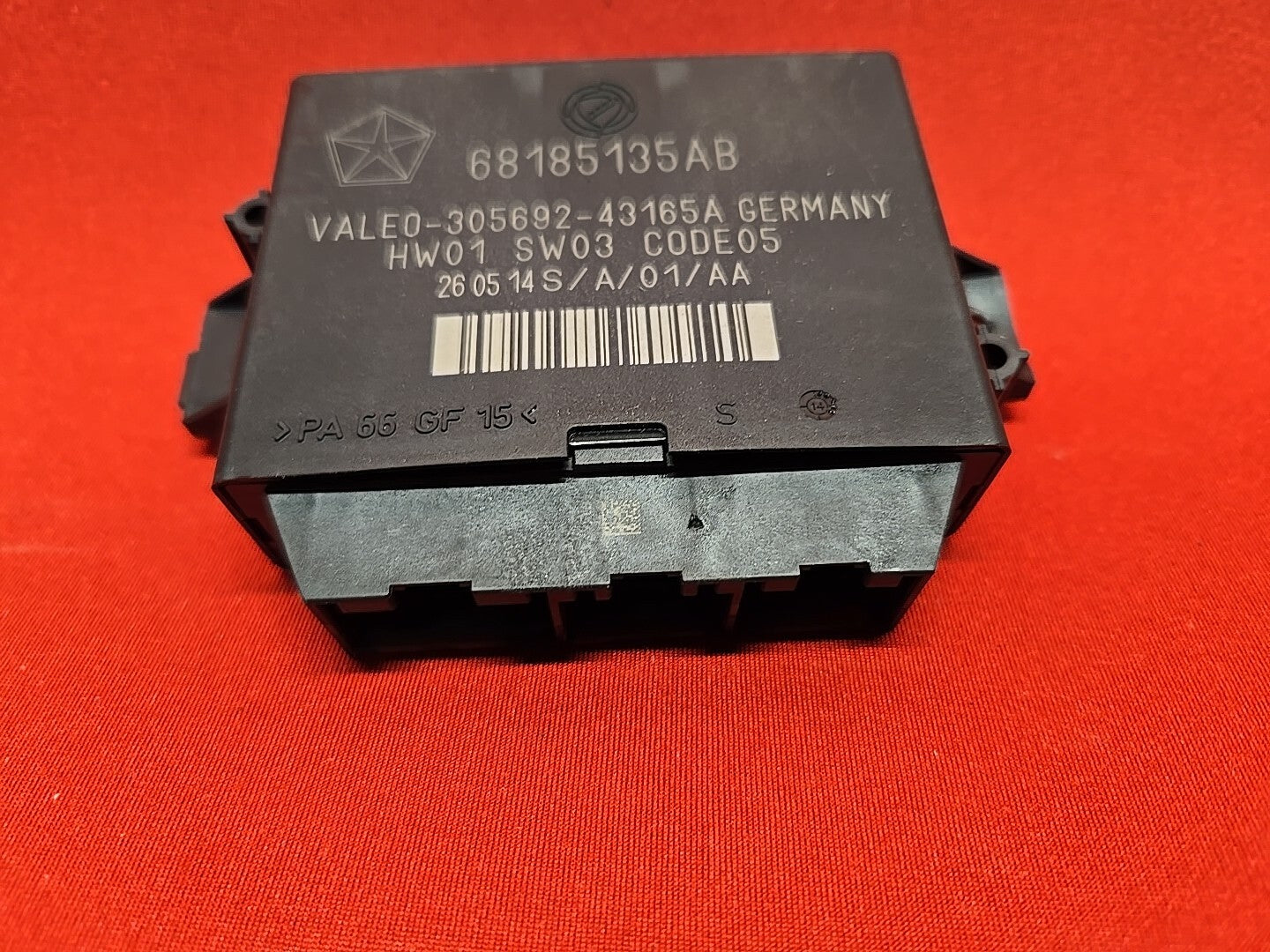 2012 - 2019 Fiat 500 500e Park Assist Aid Sensor Control Module 68185135AB
