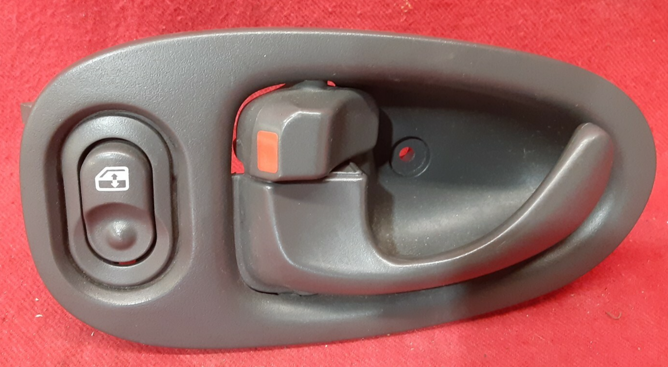 2002 2003 Saturn Vue Interior Door Handle Dark Grey LEFT REAR