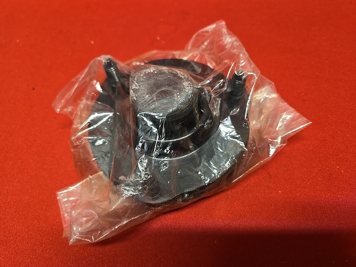 Genuine OEM NEW 2004 - 2009 Lexus GX470 Front Left or Right Shock Strut Mount