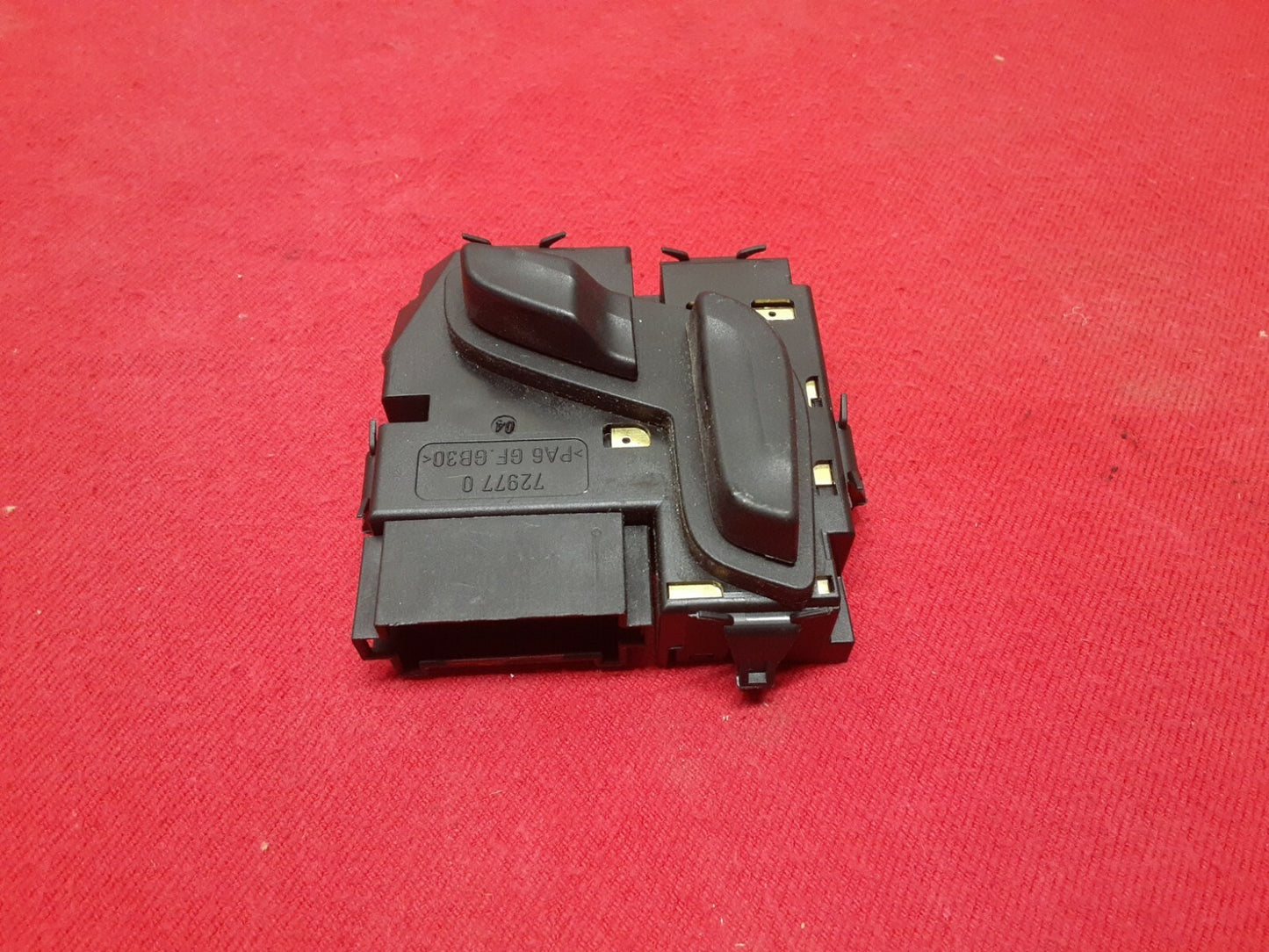 2008 - 2015 Mercedes C-Class LEFT DRIVER Seat Tilt Forward Back Switch