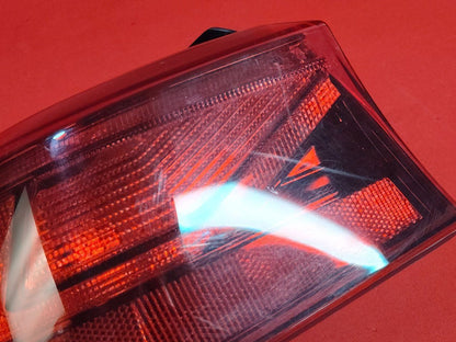 2019-2024 Kia Forte LEFT DRIVER OUTER Quarter Incandescent Tail Light Lamp