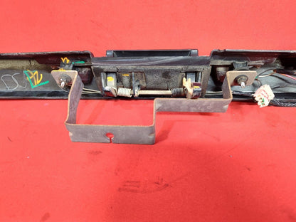 2005 2006 Jeep Grand Cherokee Liftgate Hatch License Lamp Handle PJT Dark Khaki