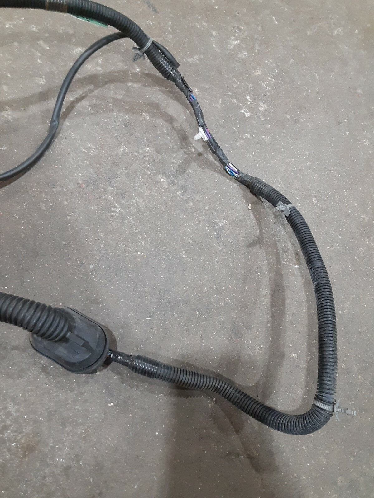 2004 - 2008 Nissan Maxima - Driver / Left Rear - Door Harness - 24127-ZA305