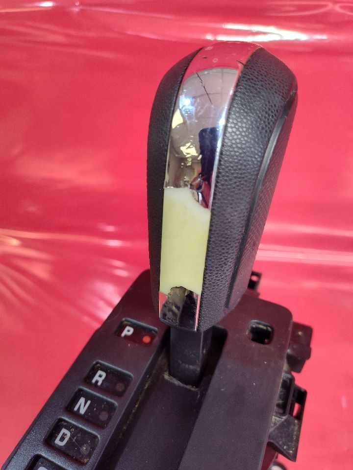 2008 Mercury Mariner Automatic Transmission Gear Selector Shifter Lever w/ Cable