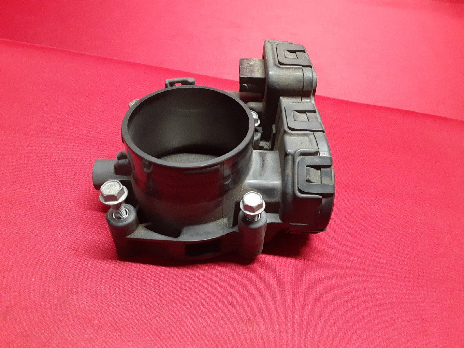 2007 - 2012 Chrysler Dodge Jeep Ram 3.7L V6 Injection Throttle Body 4861661AB