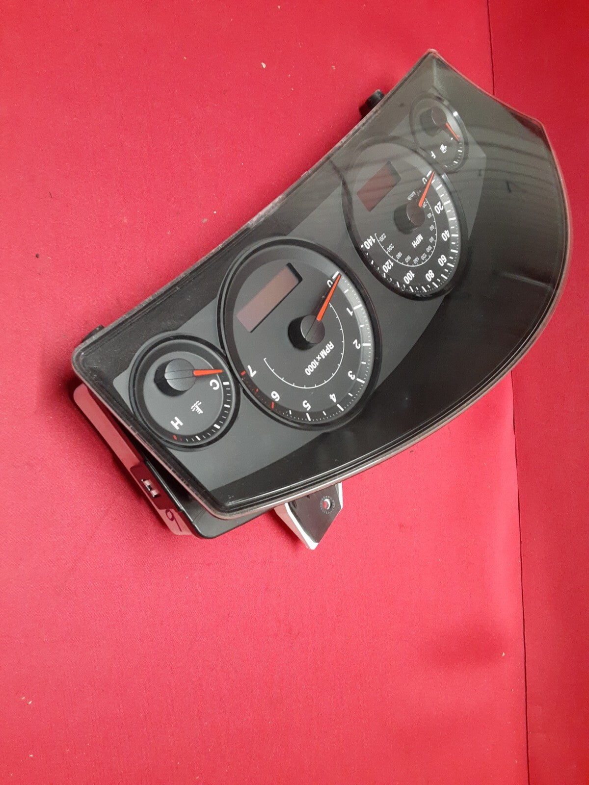 2006 Jeep Grand Cherokee Laredo A/T 3.7L V6 Speedometer Cluster 56054010AH