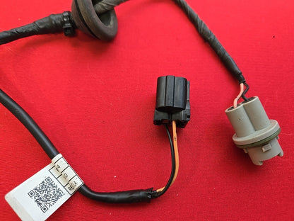 2019-2024 Kia Forte Left or Right INNER Incandescent Tail Light - SOCKET HARNESS