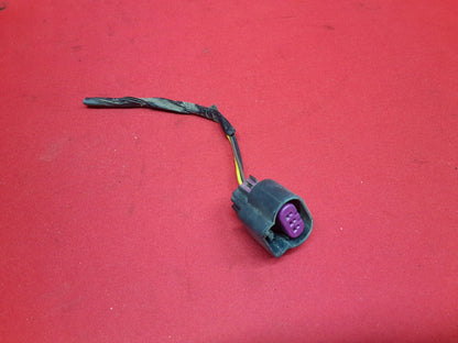 2008 - 2012 Chevy Chevrolet Malibu LEFT OUTER Tail Light Lamp on Body PIGTAIL
