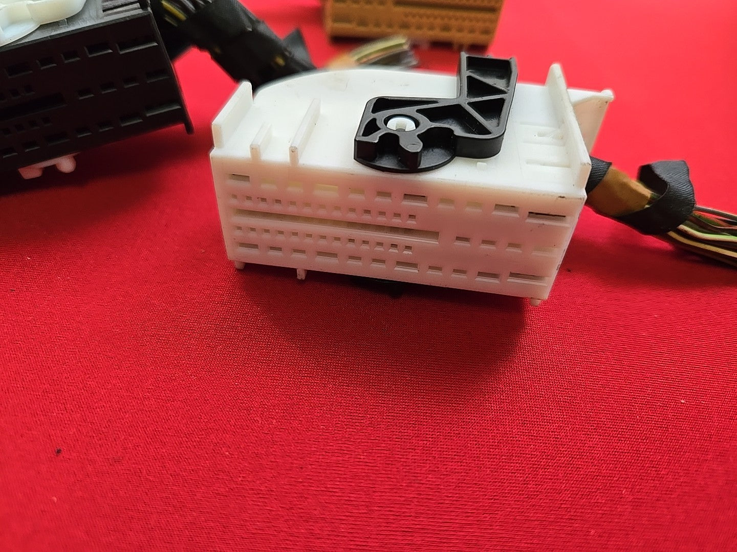 2009-2017 VW Volkswagen Tiguan Body Control Module BCM BCU - PIGTAIL WIRES