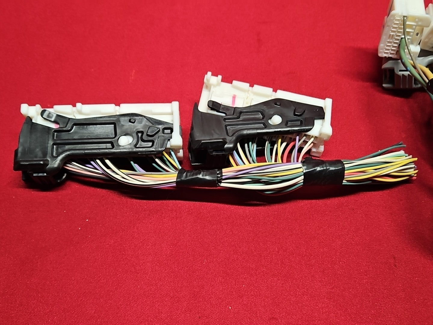 2006-2010 Lexus IS250 IS350 Left Driver Fuse Box Junction Block A/T - PIGTAILS*