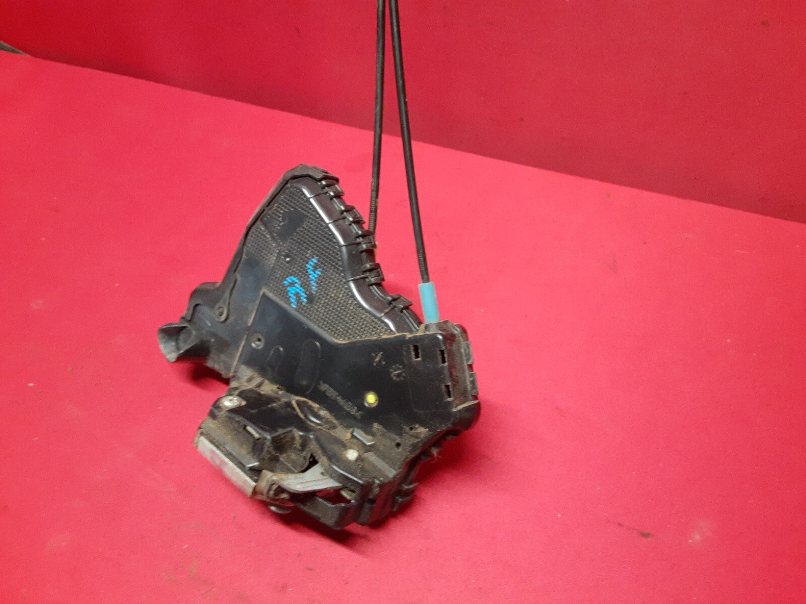 2006 - 2022 Toyota Scion FRONT RIGHT PASS Door Latch Lock Actuator 69030-42230