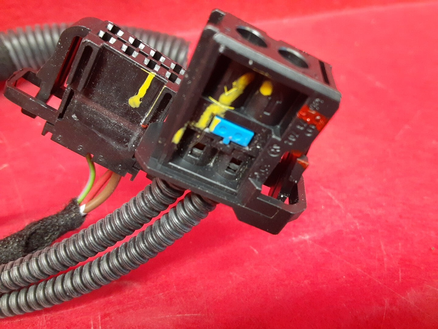 2004 - 2012 Audi GPS Navigation DVD Player Control Unit - PIGTAIL WIRES ONLY