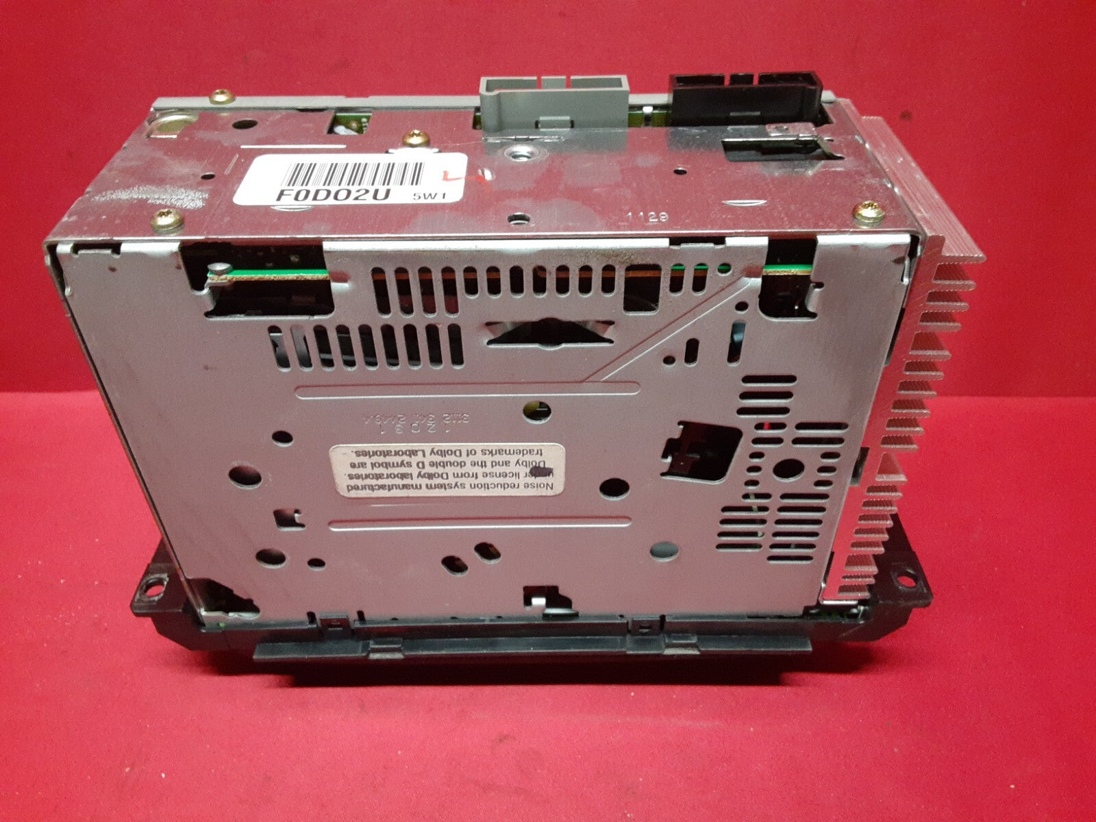 2001 2002 Dodge Chrysler Jeep Radio AM/FM Cassette Stereo 56038931AB