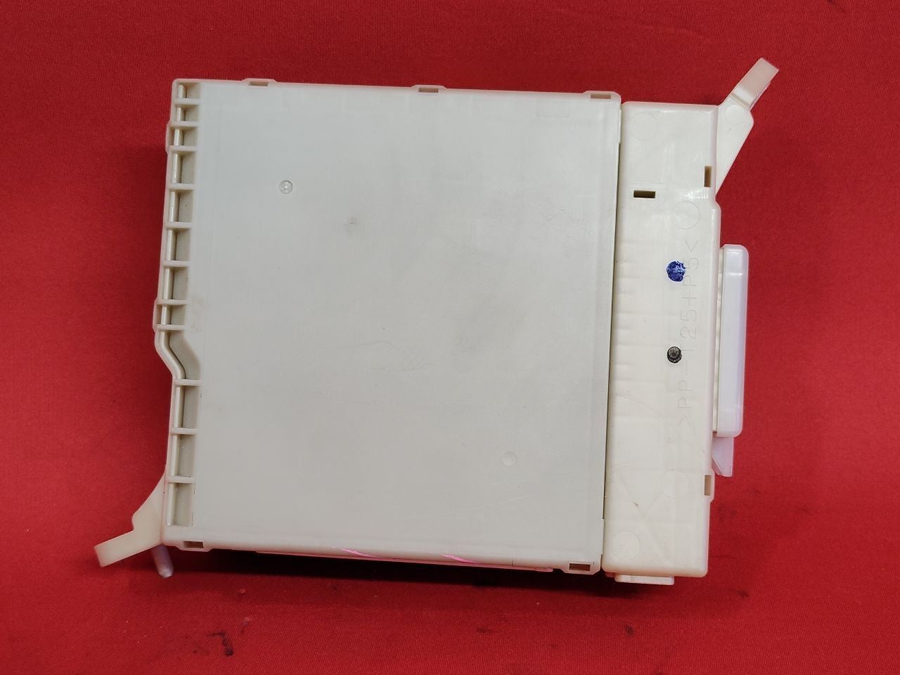 2011 2012 Lexus IS250 IS350 ISF Auto Trans LEFT DRIVER Fuse Box Junction Block