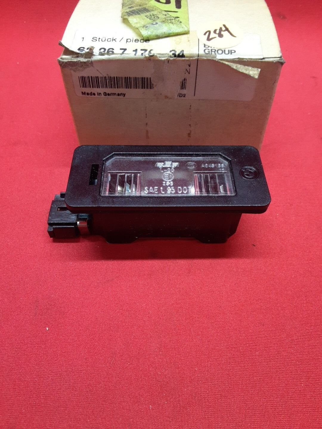 OEM New 2007-2013 BMW X5 Rear License Plate Light Lamp Qty:1   63-26-7-176-934