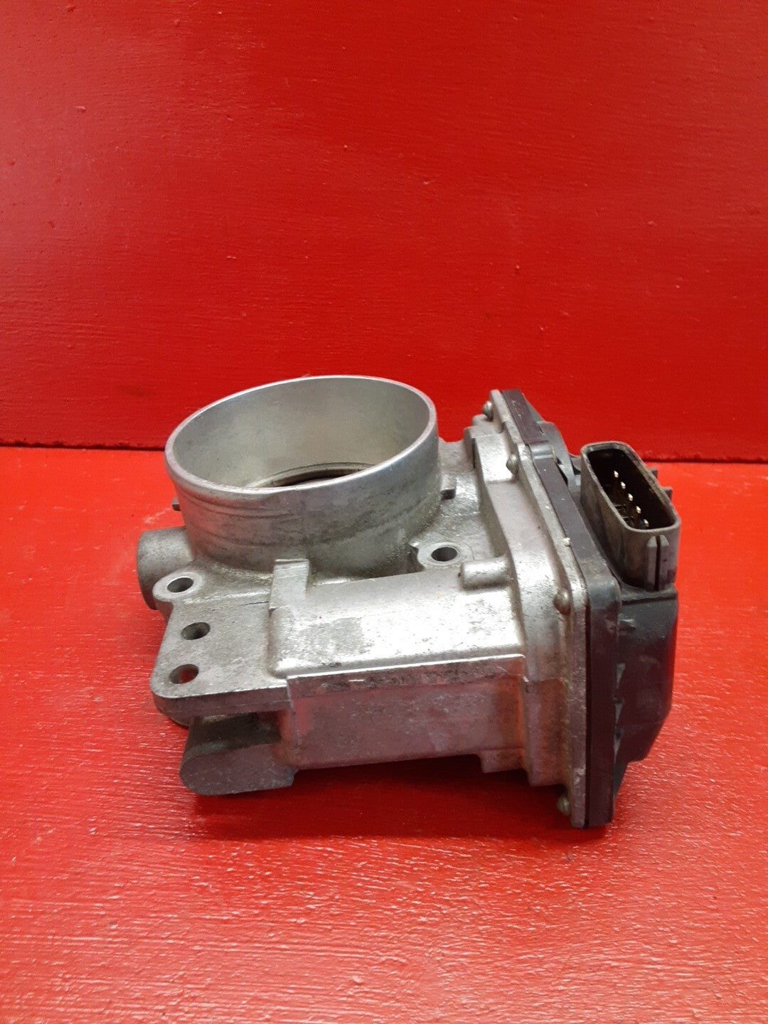 2004 - 2010 Volvo S40 Throttle Body Assembly 8677694 040127