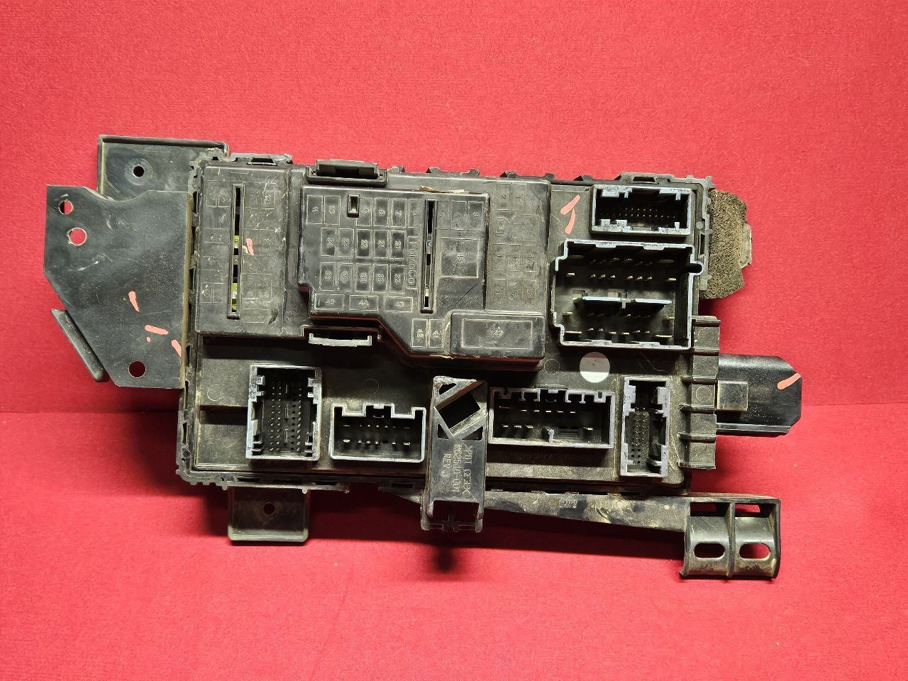 2008-2010 Ford F-250 F-350 Interior Cabin Fuse Box Junction Block Alarm Module