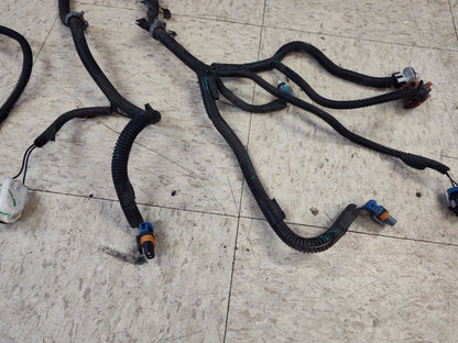 2003-2006 Chevy GMC Cadillac 4WD A/T Headlamp Wiring Harness - *broken sockets*