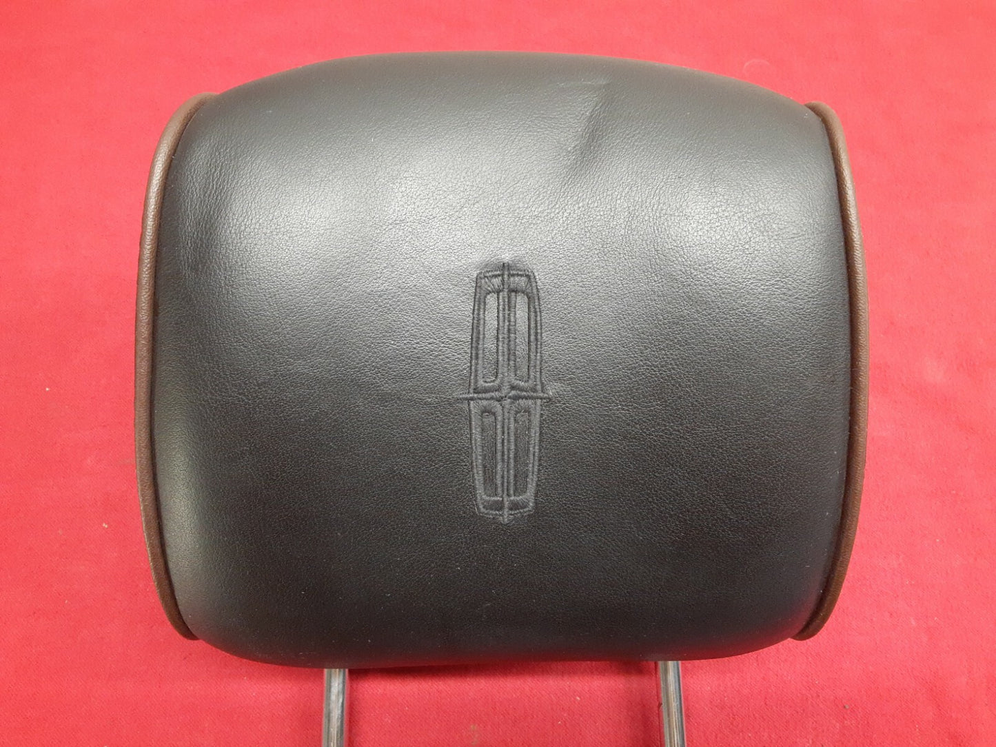 2010 2011 2012 Lincoln MKZ - Headrest - Black with Brown Edges- LH / RH
