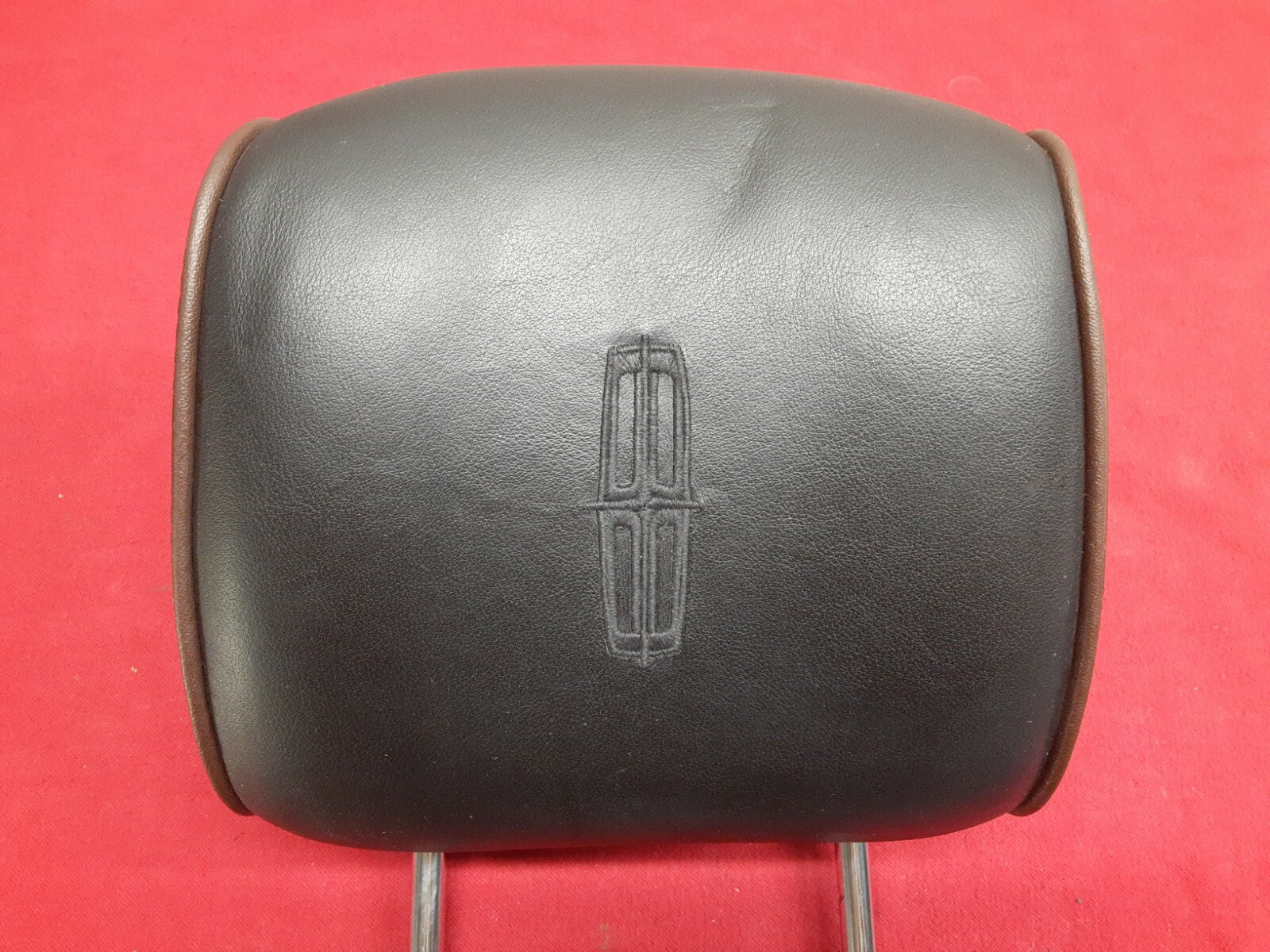 2010 2011 2012 Lincoln MKZ - Headrest - Black with Brown Edges- LH / RH
