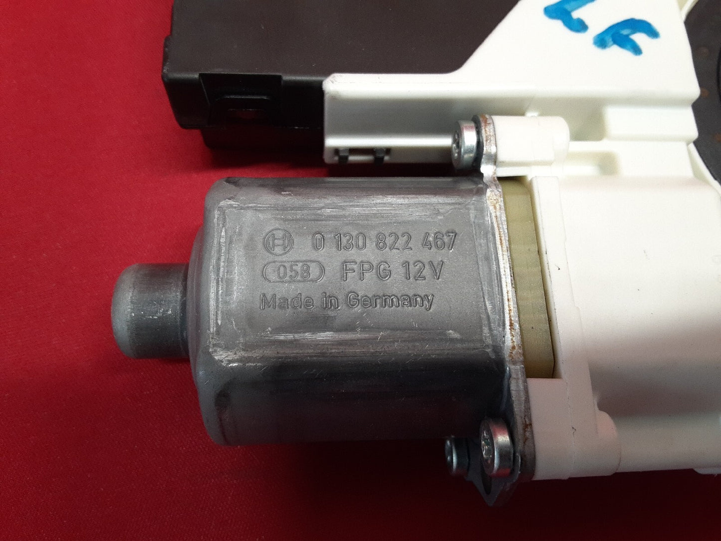 2009 - 2011 VW Volkswagen Tiguan FRONT LEFT Window Motor 5N0-959-701-D