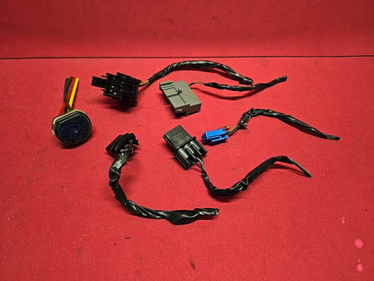 1999 - 2005 Chevrolet GMC Oldsmobile HVAC Climate Control Unit w/ A/C - PIGTAILS