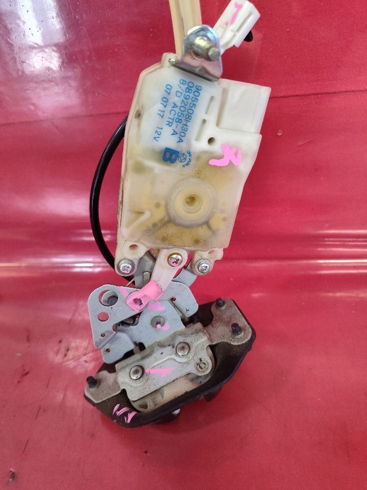 2005-2015 Nissan Xterra Liftgate Tailgate Hatch Latch Lock Actuator Power Style