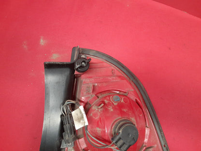 2008 - 2012 Chevy Chevrolet Malibu LEFT OUTER Tail Light Lamp on Body 20914363
