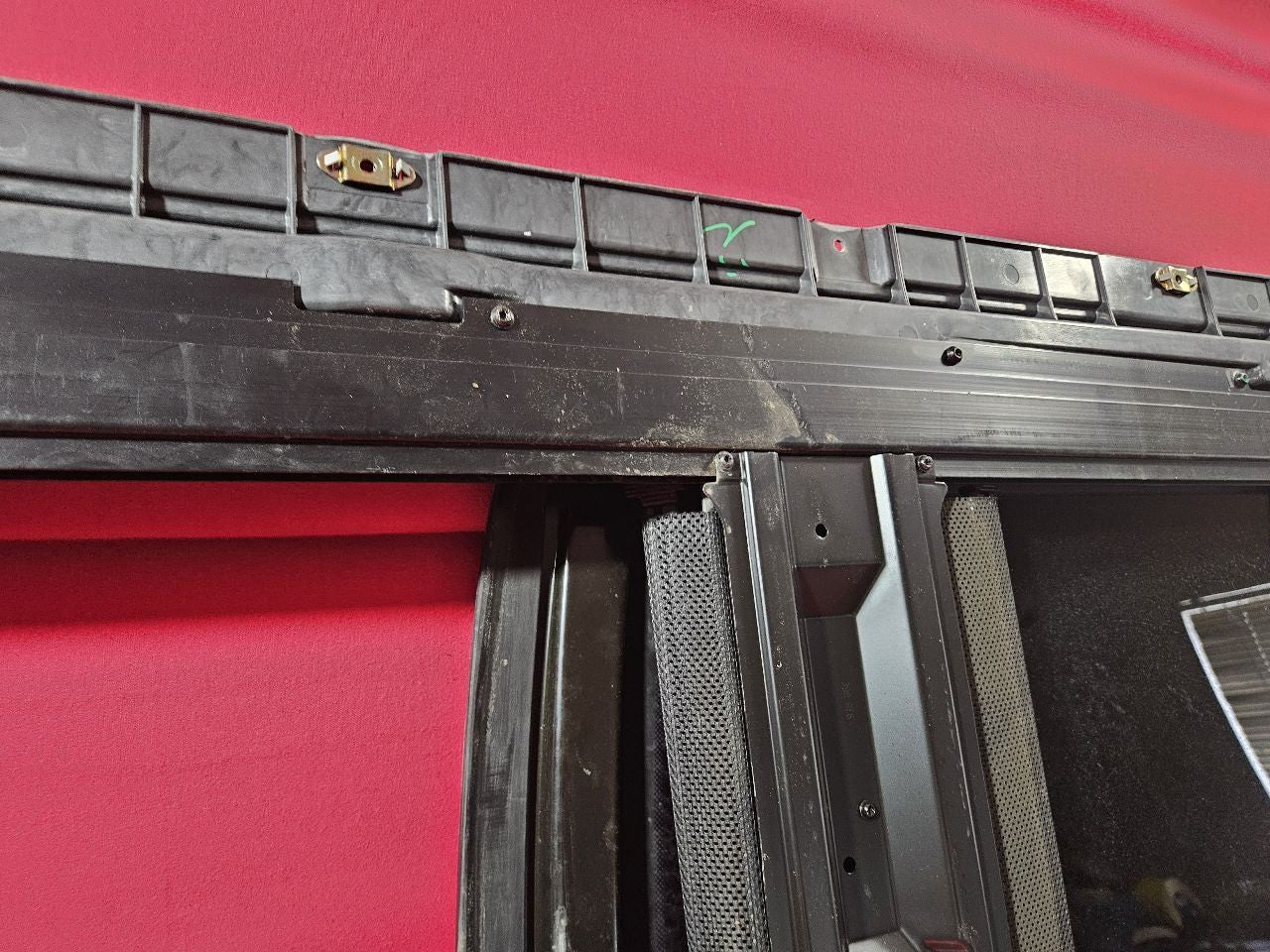 2002-2006 Mini Cooper Base / S PANORAMIC Sunroof Glass w/ Track Assembly