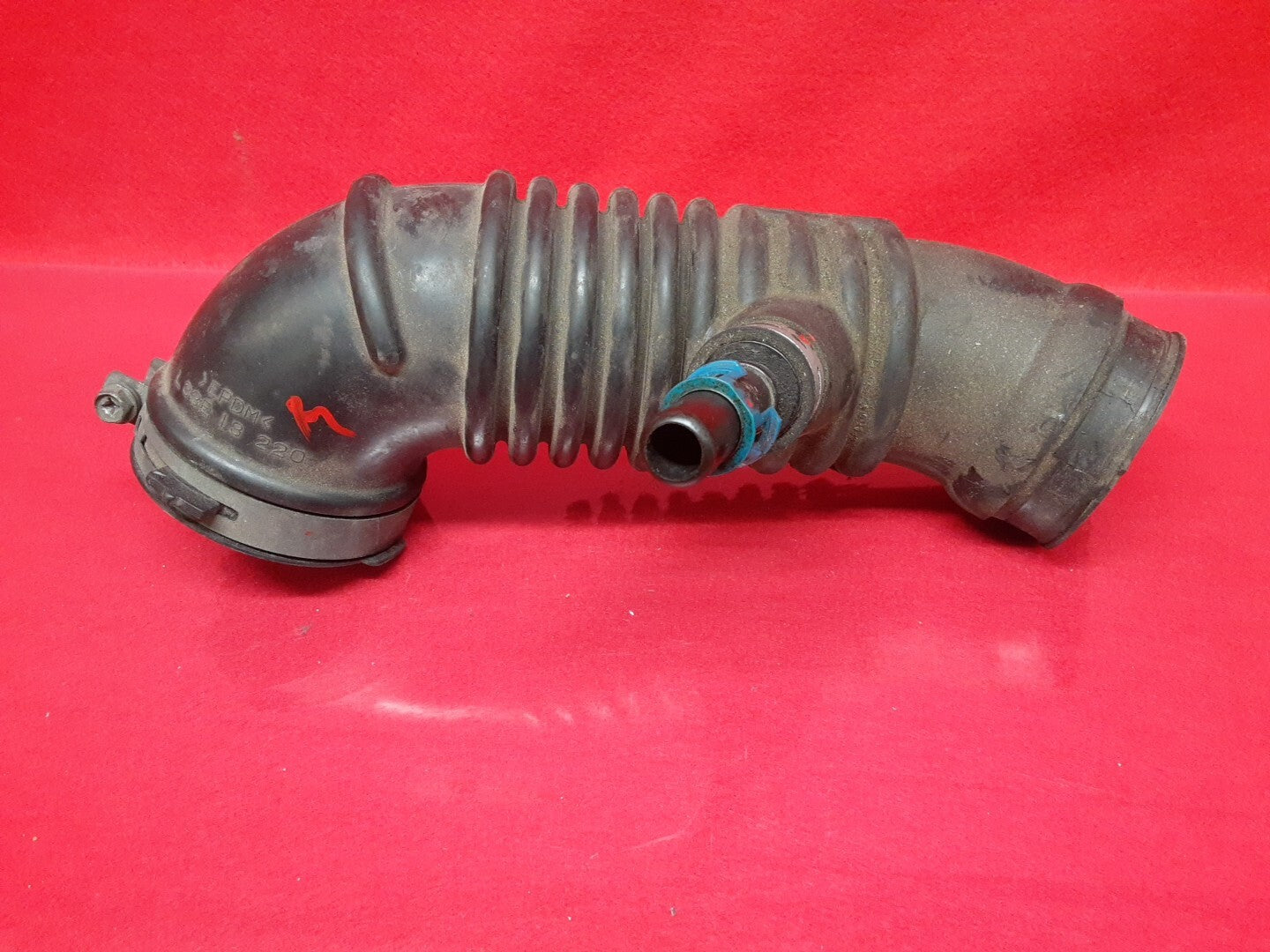 2007 - 2012 Mazda CX-7 2.3L Air Hose Pipe L33E13220