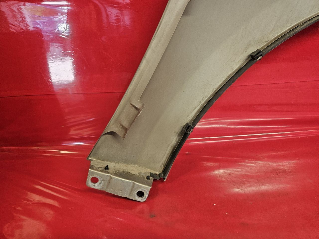 2008-2012 Mercedes GL550 LEFT DRIVER Fender Panel 798 Sand Beige Metallic