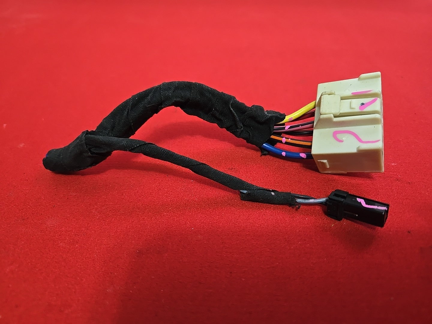 2001-2004 Jeep Grand Cherokee Ignition Lock Cylinder - PIGTAIL WIRES ONLY