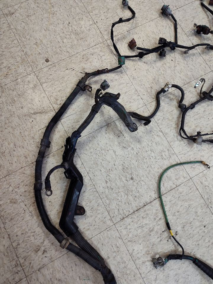 2003 2004 Toyota 4Runner Front End Engine Bay Wiring Harness w/ DAYTIME RUN ONLY