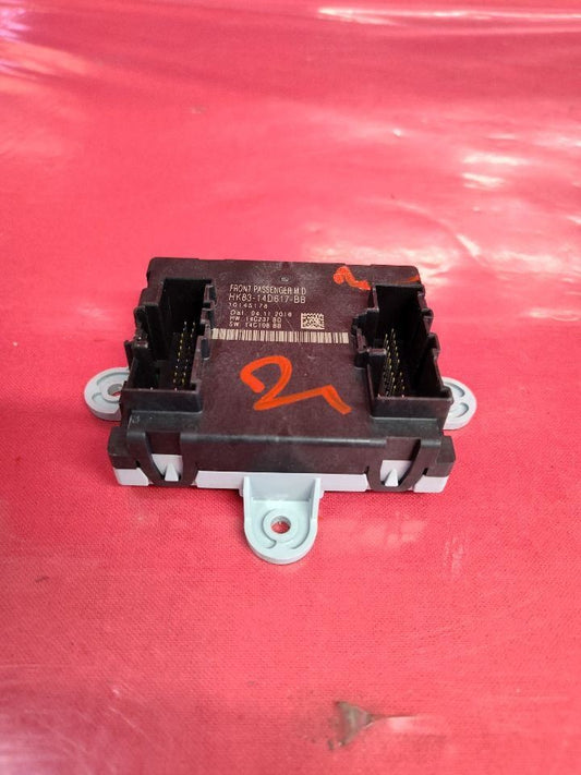 2016 2017 Range Rover Evoque FRONT RIGHT PASSENGER Door Control Module