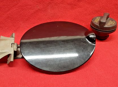 2001 2002 2003 2004 2005 2006 2007 Ford Escape Fuel Filler Door Lid Ebony Black