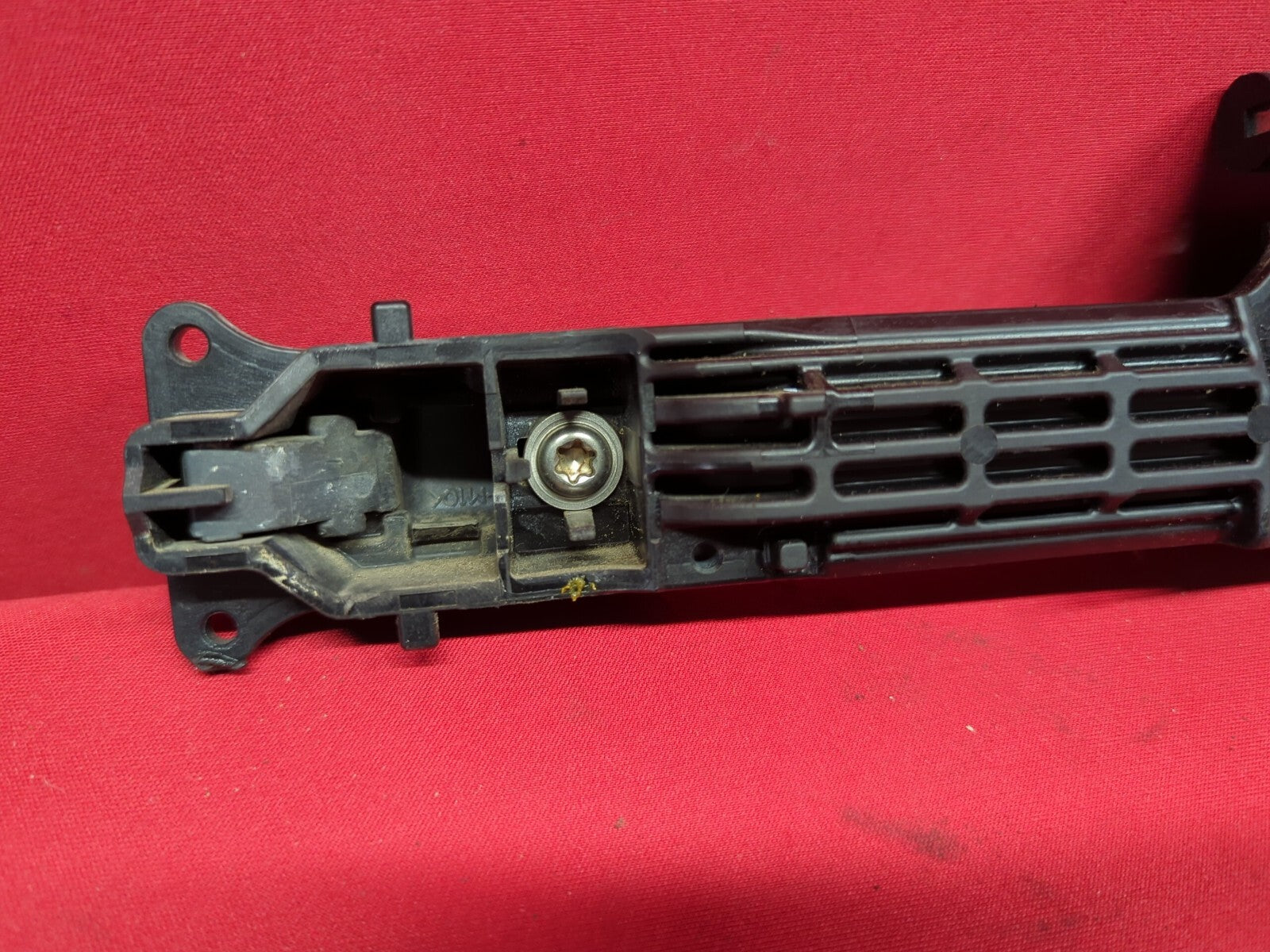 2001 - 2007 FRONT RIGHT Exterior Door Handle 8N6 Bluestone Metallic 69201-52010