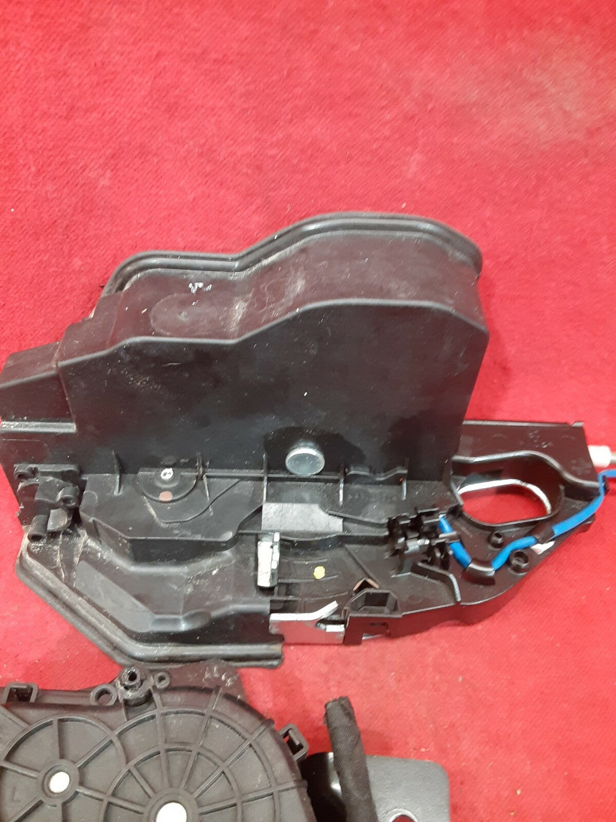 2012 - 2018 6 Series BMW / Gran Coupe Rear Right Door Lock  W/ Actuator / Latch