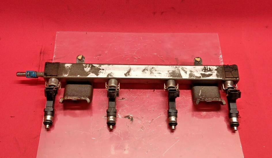 2011 2012 2013 Mazda Mazda6 i - 2.5L L4 Fuel Injector Ramp Rail w/ Injectors