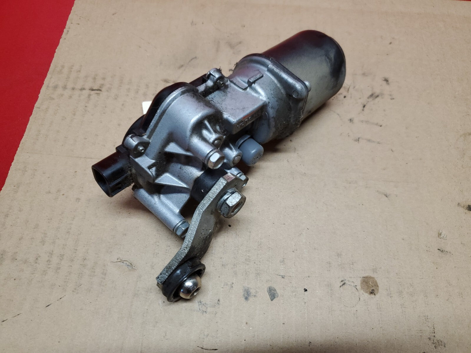 2006 - 2011 Honda Civic FRONT Sedan Style Windshield Wiper Motor 76505-SNA-A02