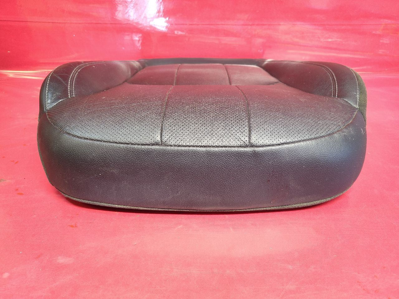 2016-2019 Range Rover Evoque RIGHT PASSENGER Seat Cushion Perforated Leather