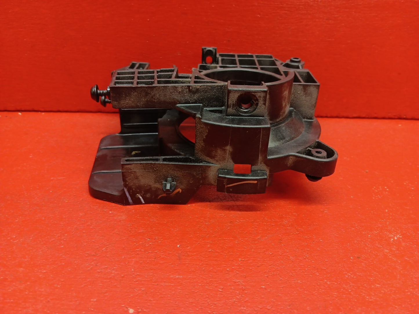 2008 - 2012 Ford Escape / 08 - 11 Mariner Hybrid Steering Column Switch Housing