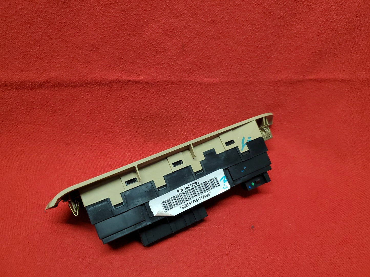 2005 2003 2004 2005 Chevrolet Chevy Trailblazer RIGHT FRONT Window Switch